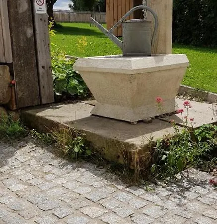 Apartamento Hossies Hof - Luxus Scheune Bertsdorf